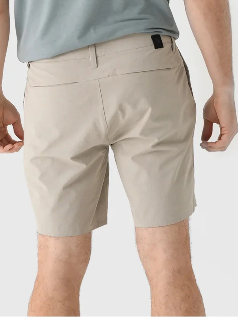 NWOT Vuori Aim Shorts 8